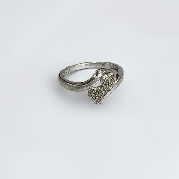 Sterling Silver Ring, Double Hearts Bypass Ring, Marked 925, Size 7 1/4 - Picture 4 of 9